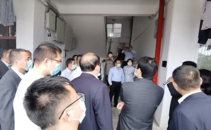 精彩纷呈！闻一多中学智慧校园多场景应用引围观！(图5)