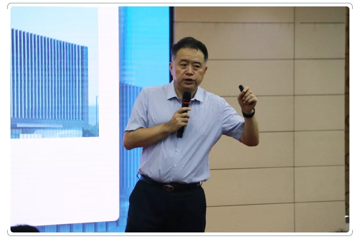 青春洋溢！金年会2021届“菁英”训练营—骄阳班暨校招新员工培训圆满收官(图2)