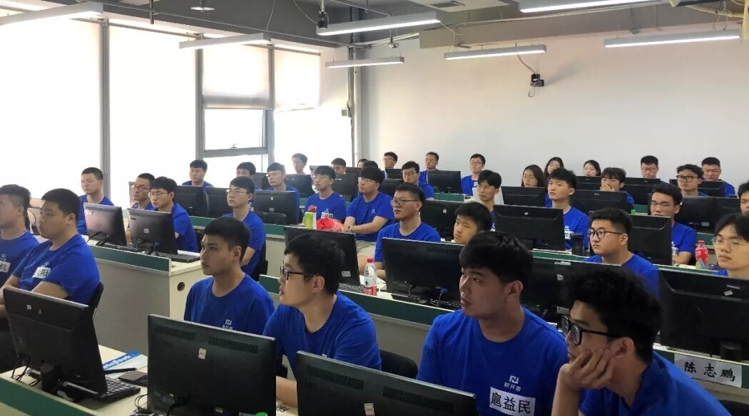 青春洋溢！金年会2021届“菁英”训练营—骄阳班暨校招新员工培训圆满收官(图5)